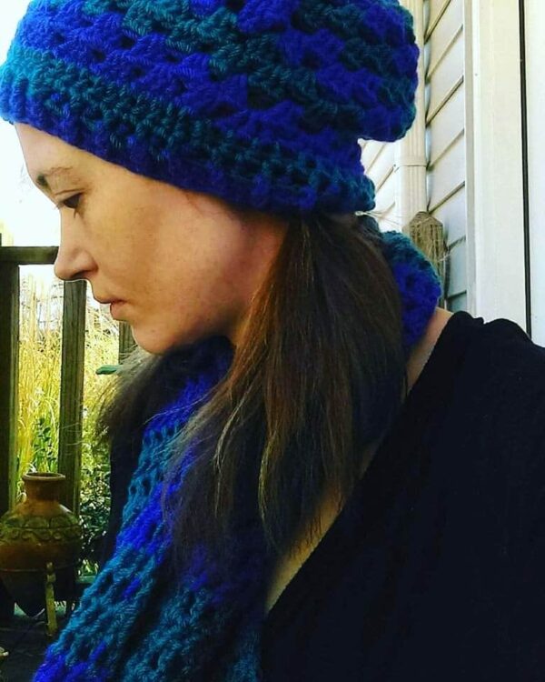 כובע סרוג במגוון דוגמאות