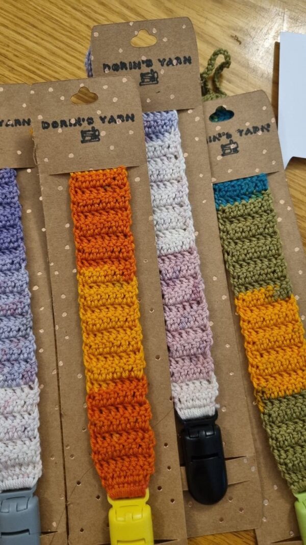 מחזיק מוצץ בעבודת יד לתינוק מתנות לתינוק baby gift