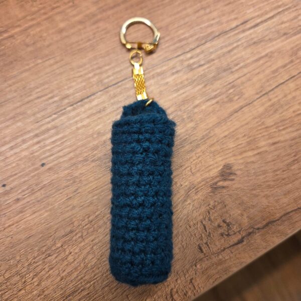 מחזיק לשפתון סרוג | chapstick holder